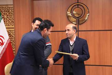 تجلیل از تیم های ورزشی کارمندان